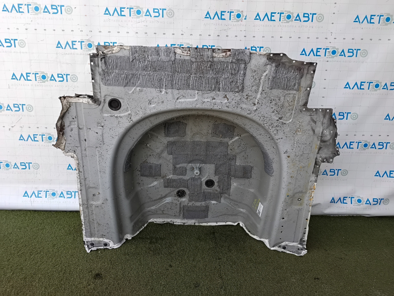 Корито багажника Toyota Camry v70 18-24 hybrid, висвердлено