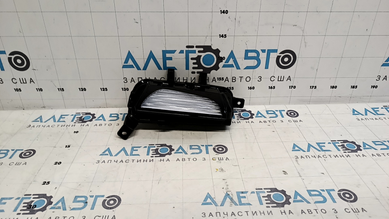 Противотуманная фара птф правая VW Jetta 22-24 LED