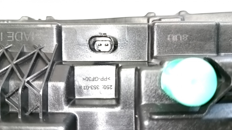 Противотуманная фара птф правая VW Jetta 22-24 LED