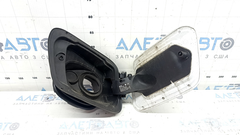 Лючок бензобака в сборе с корпусом BMW X2 F39 18-23