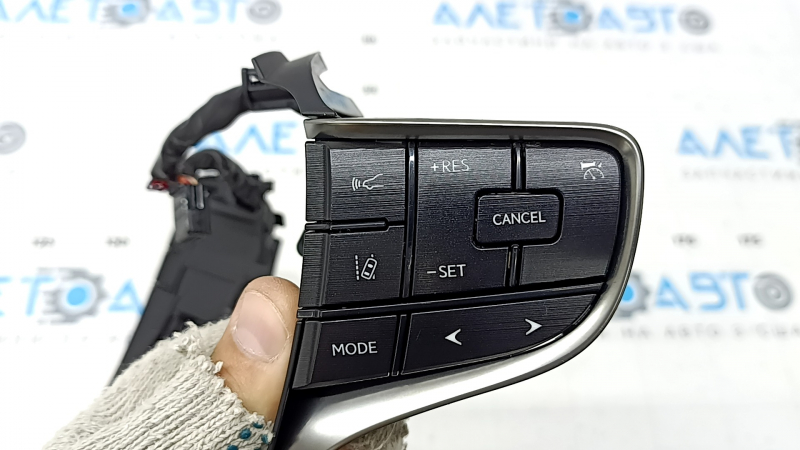 Кнопки управления на руле Lexus ES300h 19-23 ES250 ES350 19-22 под удержание полосы и дистроник