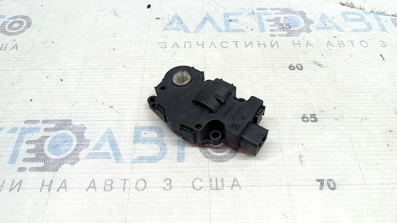 Актуатор моторчик привод печки кондиционер BMW X1 F48 16-22