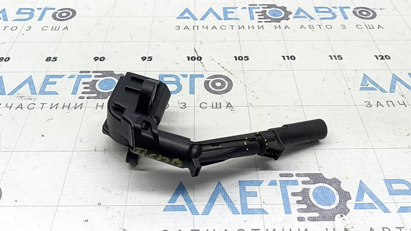 Котушка запалювання Mercedes W213 E 300/350 17-19 2.0T надламаний пластиковий корпус