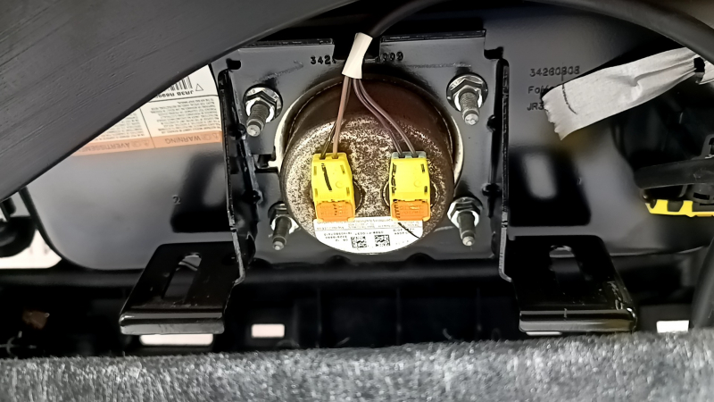 Торпедо передняя панель с AIRBAG Ford Mustang mk6 15-20 черная