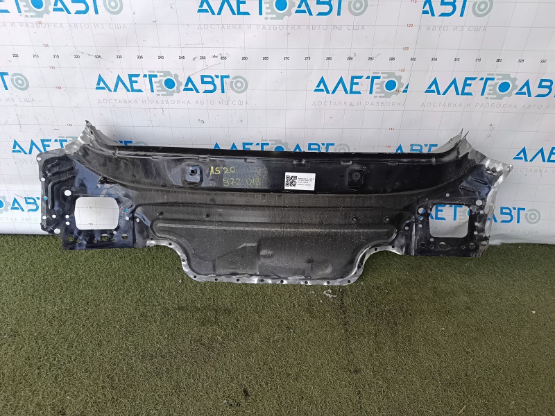 Задняя панель Audi A5 F5 18-25 2 части, высверлена, черная