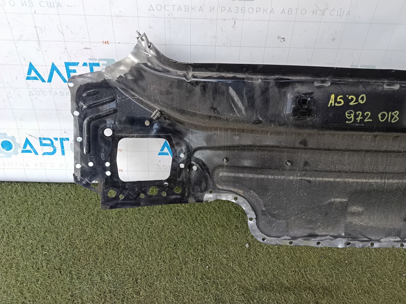 Задняя панель Audi A5 F5 18-25 2 части, высверлена, черная