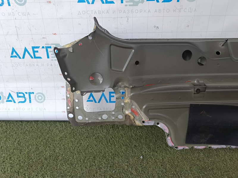 Задняя панель Audi A5 F5 18-25 2 части, высверлена, черная