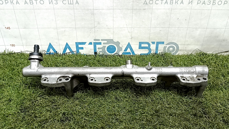 Паливна рейка BMW X1 F48 16-19 B46 із датчиком