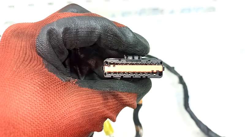 Проводка дверей багажника ліве Ford C-max MK2 13-18