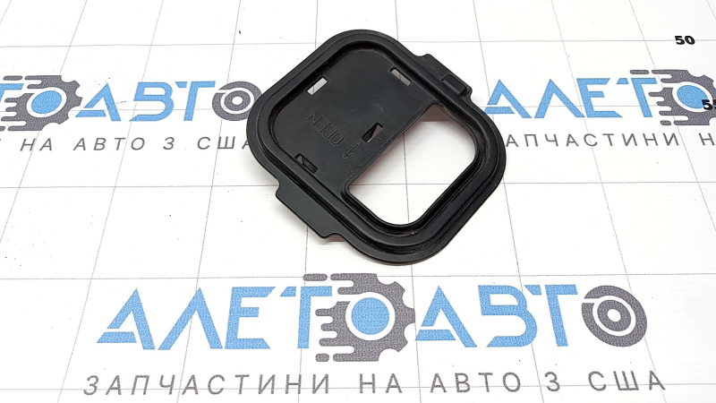 Заглушка воздухоприемника BMW 5 G30 17-23