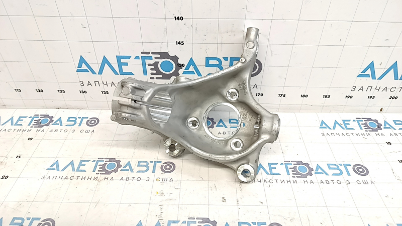 Цапфа передняя левая Volkswagen ID.4 21-22 AWD