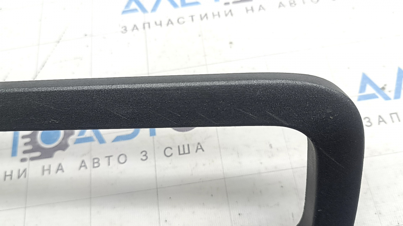 Накладка обшивки арки ззаду ліва Jeep Cherokee KL 14-18 без замка, відколи, подряпини