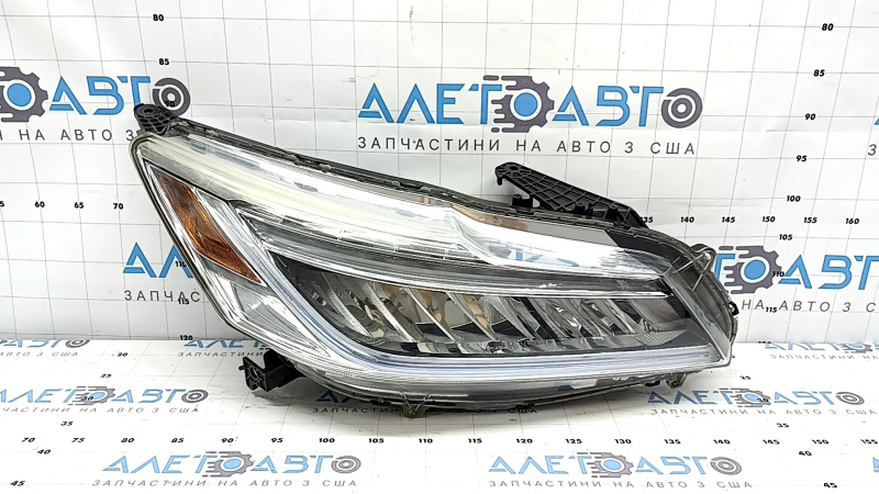 Фара передняя правая в сборе Honda Accord 17-17 Touring hybrid, LED, песок, треснуто стекло