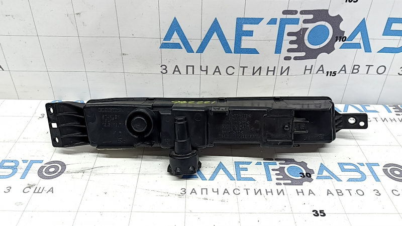 Противотуманная фара птф левая Honda Accord 16-17 рест, песок, трещины на стекле