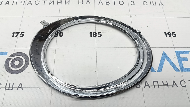 Обрамление птф левое Toyota Camry v50 12-14 usa SE