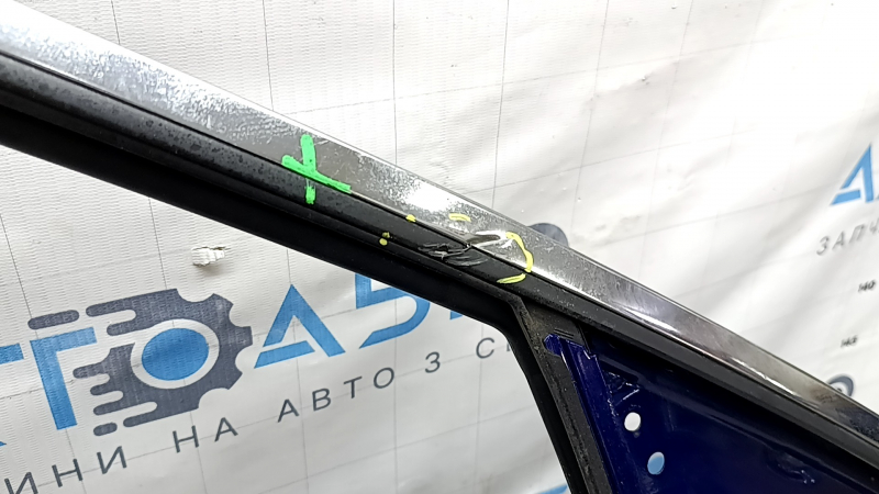 Дверь голая передняя правая Honda Accord 13-17 синий B553P, замята рамка стекла