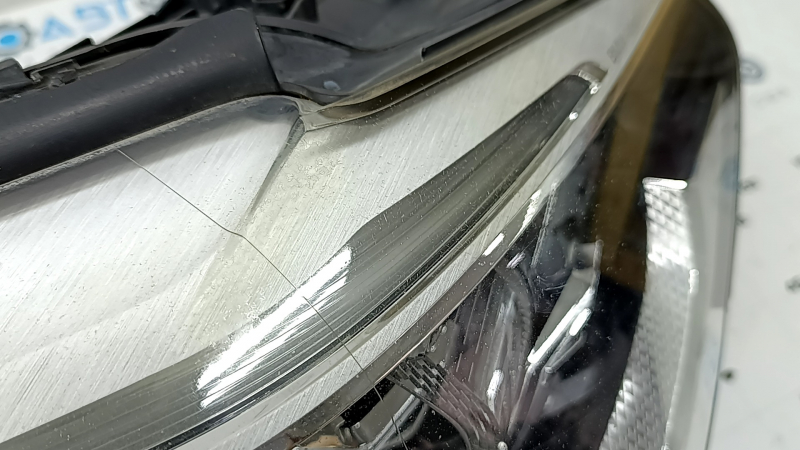 Фара передняя левая в сборе BMW 5 G30 17-20 адаптив LED Icon S552A, с блоками, без крепления, под полировку, паутинка