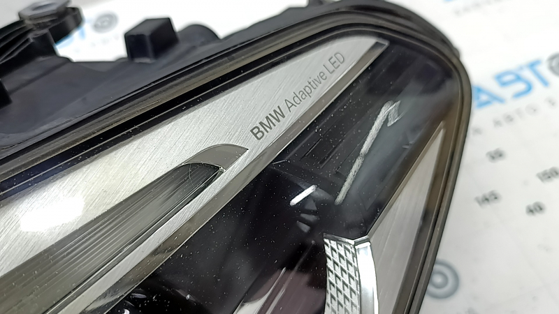 Фара передняя левая в сборе BMW 5 G30 17-20 адаптив LED Icon S552A, с блоками, без крепления, под полировку, паутинка