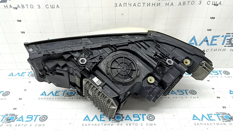Фара передняя правая в сборе BMW 5 G30 17-20 адаптив LED Icon S552A, с блоками, без крепления, пожелтело стекло, паутинка