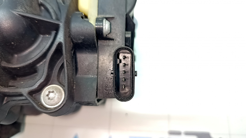 Корпус термостата у зборі BMW 5 G30 17-20 3.0T
