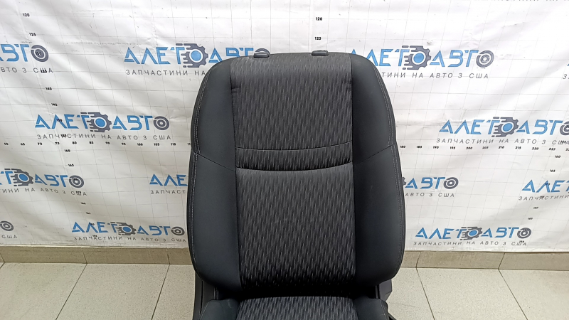 Пасажирське сидіння Nissan Rogue 17-20 без Airbag, механічне, тканина чорна, під хімчистку