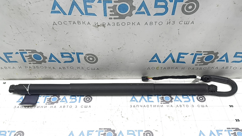 Амортизатор двери багажника левый VW Tiguan 18-21 электро