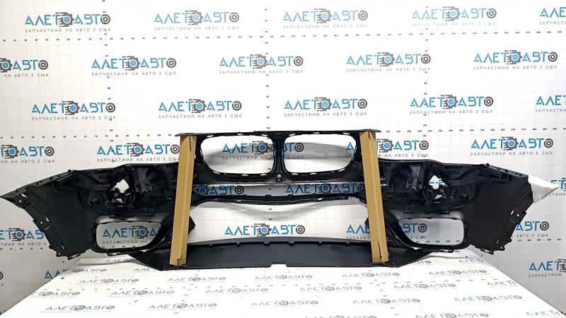 Бампер передній голий BMW X3 F25 15-17 під park assist, галоген ПТФ та камеру