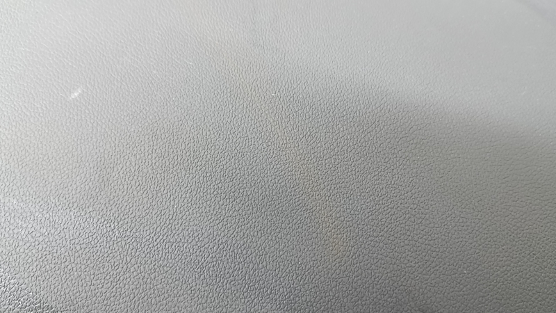 Торпедо передняя панель с AIRBAG Kia Niro 17-19 HEV, PHEV серая, без центрального динамика, с пищалками, дефлекторами, датчиком света, под чистку, ржавый пиропатрон