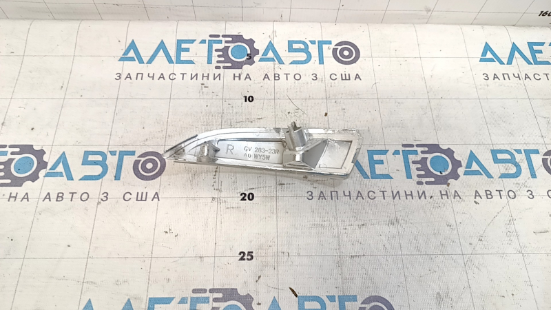 Поворотник зеркала правый Ford Fiesta 11-19