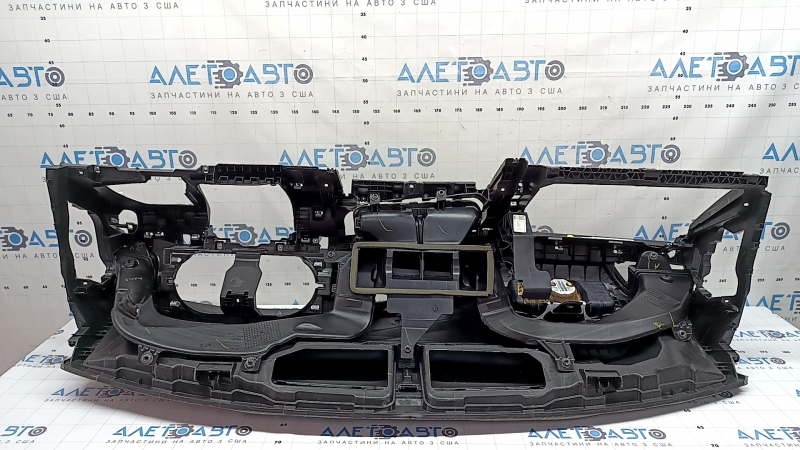 Торпедо передня панель з AIRBAG VW Jetta 19-26 чорна