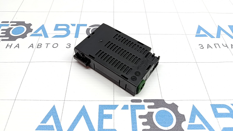 USB Hub центральной консоли VW Jetta 19-26
