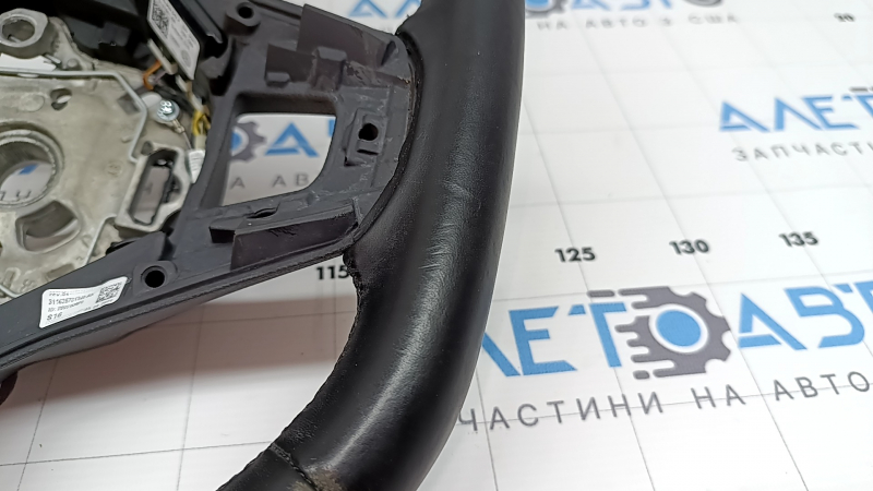 Кермо голе VW Jetta 22-26 шкіра чорне, потерте, подряпини