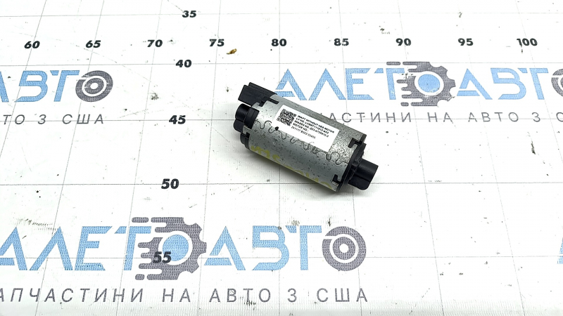 Мотор продольной регулировки пассажирского сиденья Honda Accord 18-22 без каркаса