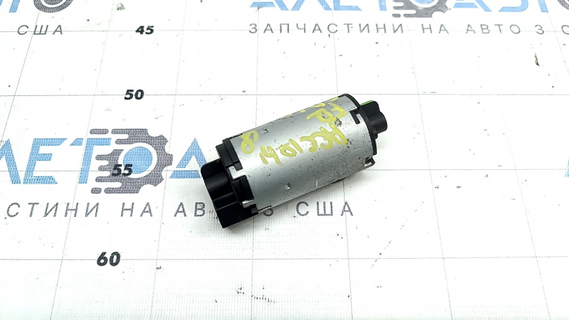 Мотор продольной регулировки пассажирского сиденья Honda Accord 18-22 без каркаса