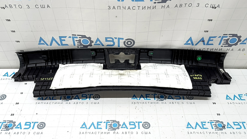 Накладка проема багажника Kia Niro 17-22 HEV под поддон, черная, царапины
