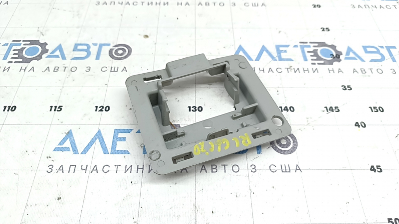 Кріплення датчика сліпих зон BSM ліве Mercedes GLC 16-22 AMG pkg, тип 2