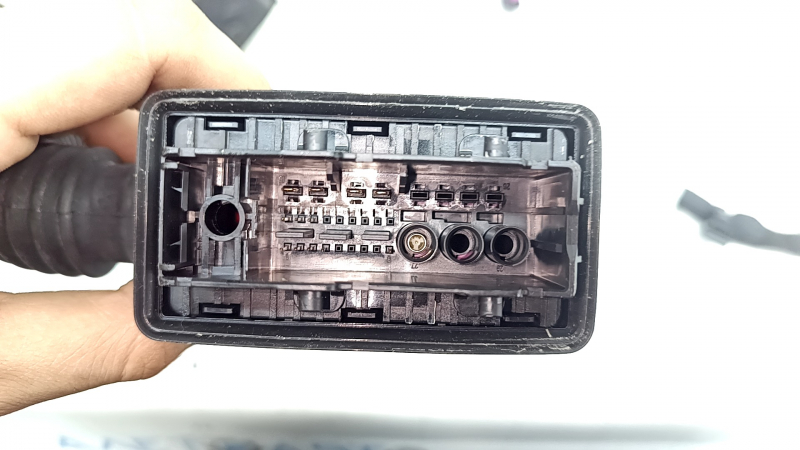 Проводка двери передней правой Mercedes GLC 16-22 keyless