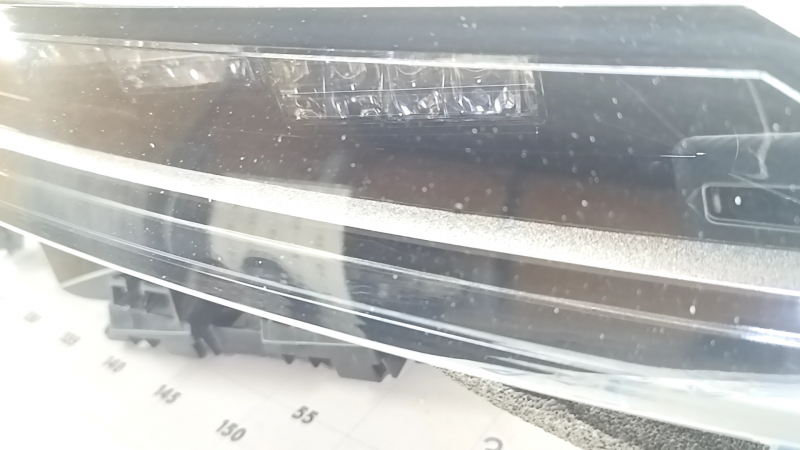 Фара передняя правая Nissan Ariya 23-26 LED, песок