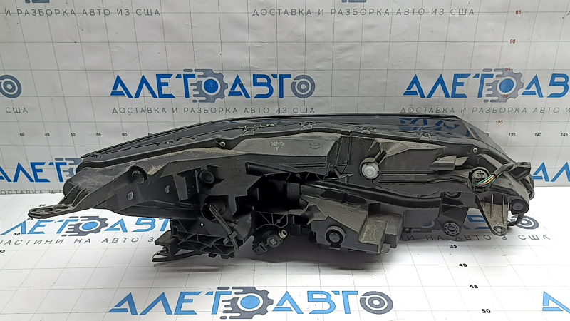 Фара передняя левая Nissan Ariya 23-26 LED, песок