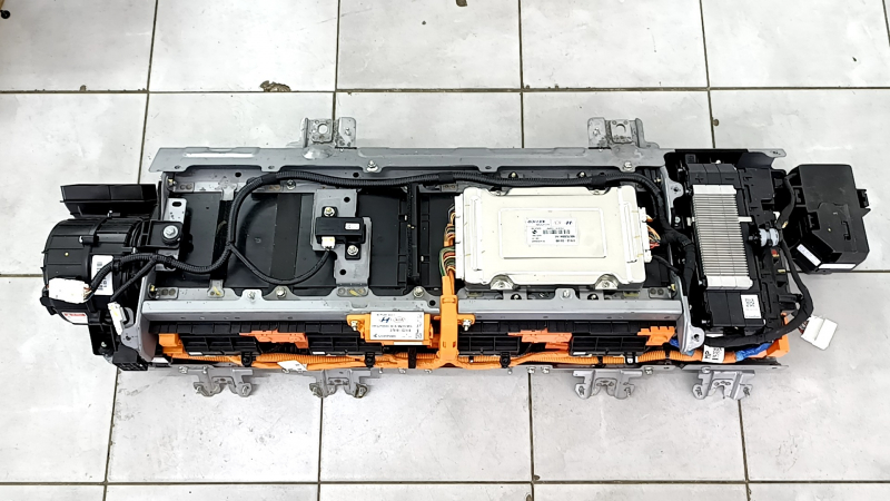 Акумуляторна батарея ВВБ у зборі Kia Niro 17-19 HEV, 125к, 234V у зборі з 12в акб