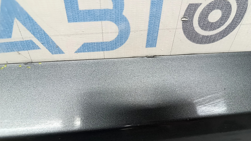 Накладка дверей нижня задня права Audi Q3 8U 16-18 тички