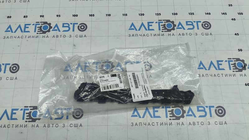 Кріплення переднього бампера праве Subaru Outback 23-25