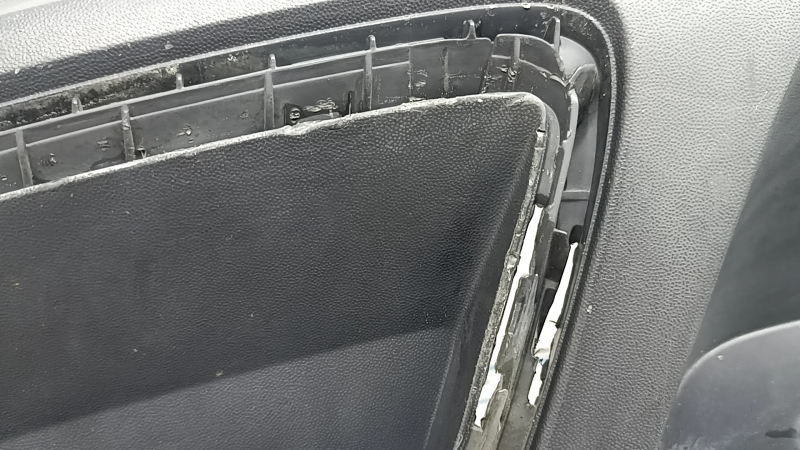 Бампер задний голый нижняя часть VW Tiguan 18-21 структура, под хром молдинги, царапины