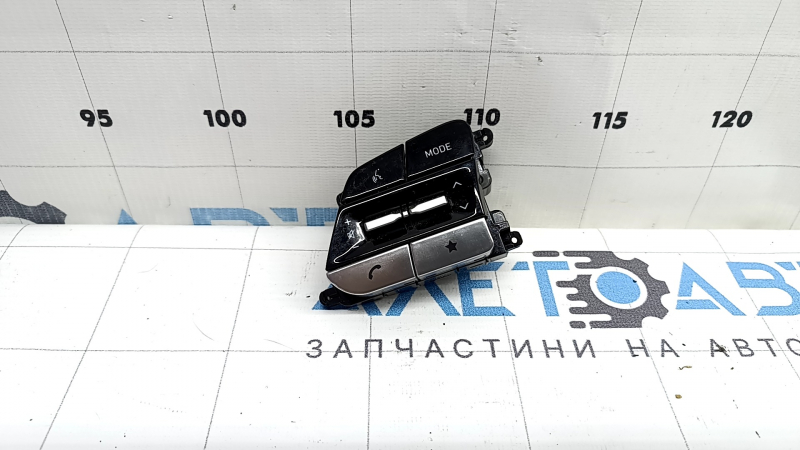 Кнопки управления на руле левые Hyundai Tucson 22-24
