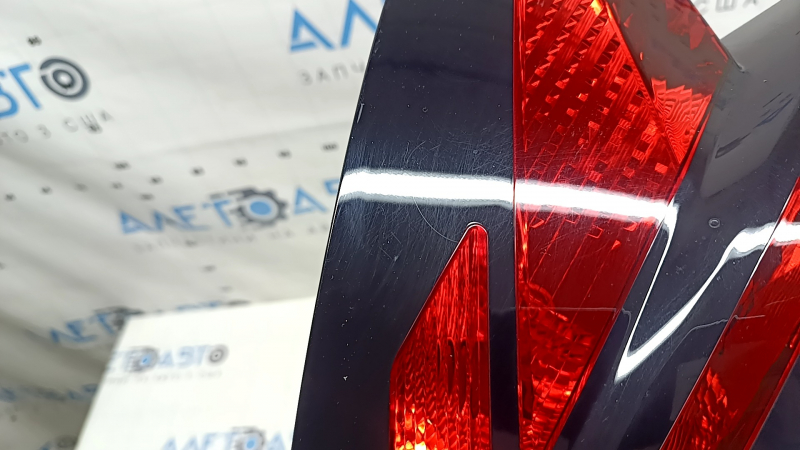 Фонарь внешний крыло правый Hyundai Tucson 22-26 галоген, потерт