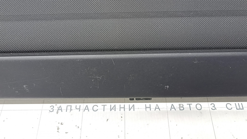 Шторка багажника VW Tiguan 18-24 черный, царапины