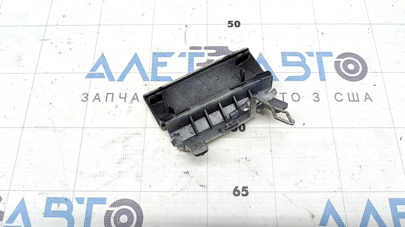 Заглушка буксировочного крюка переднего бампера Mercedes W167 GLE 350 450 20-23 верхняя часть