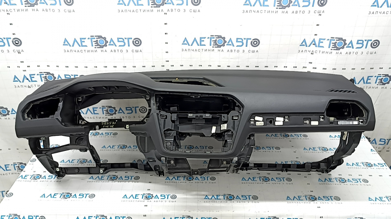 Торпедо передняя панель с AIRBAG VW Tiguan 18-24 черная