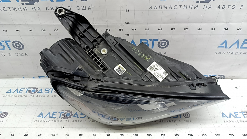 Фара передня права у зборі Mercedes W167 GLE 350 450 20-23 LED з ущільнювачем