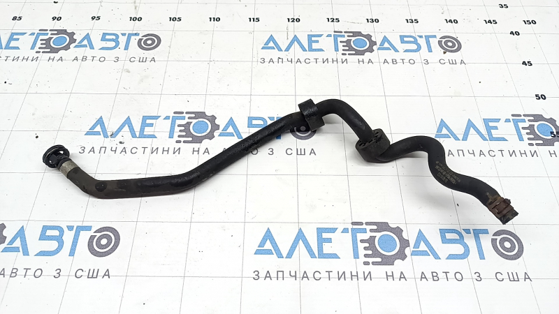 Патрубок охолодження радіатор-бачок Audi Q3 8U 15-18